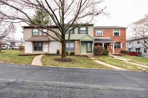 2421 Hiddendale Ln, Ballwin, MO 63021 photo 1