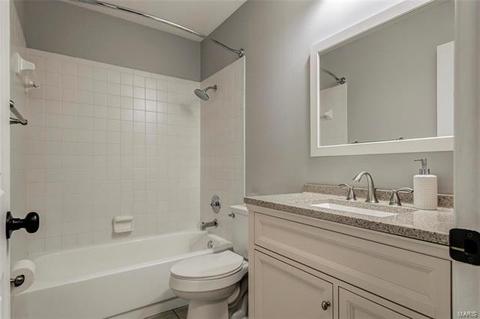 1039 Treeline Ct, Manchester, MO 63021 photo 25