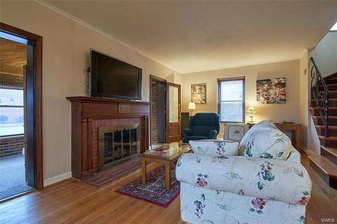 6477 Devonshire Ave, Saint Louis, MO 63109 photo 8