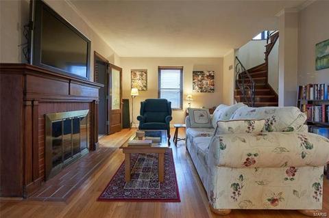 6477 Devonshire Ave, Saint Louis, MO 63109 photo 6