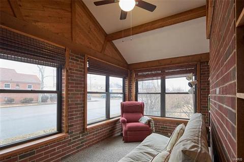 6477 Devonshire Ave, Saint Louis, MO 63109 photo 14