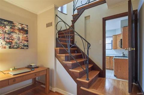 6477 Devonshire Ave, Saint Louis, MO 63109 photo 9