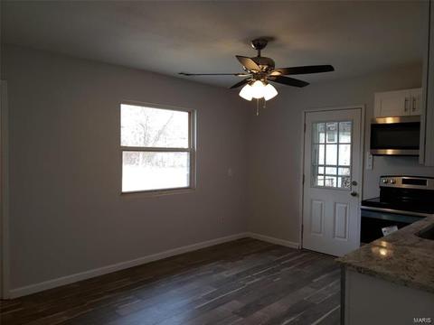 253 E Skyline, Ballwin, MO 63011 photo 4