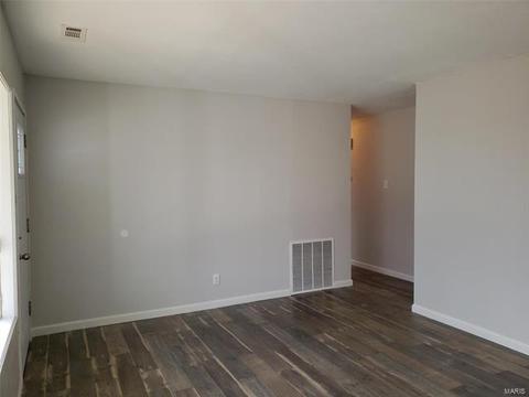 253 E Skyline, Ballwin, MO 63011 photo 11