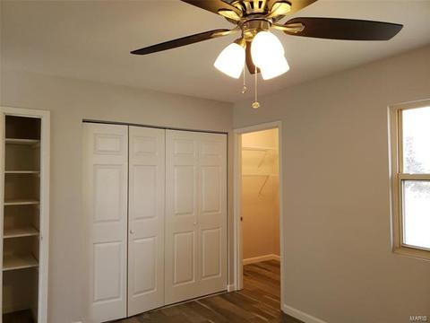 253 E Skyline, Ballwin, MO 63011 photo 8