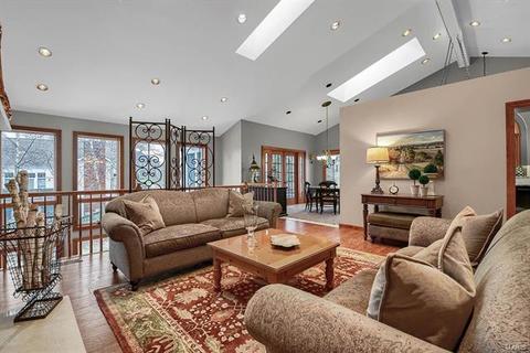 202 Abbey Glen Ln, Weldon Spring, MO 63304 photo 10