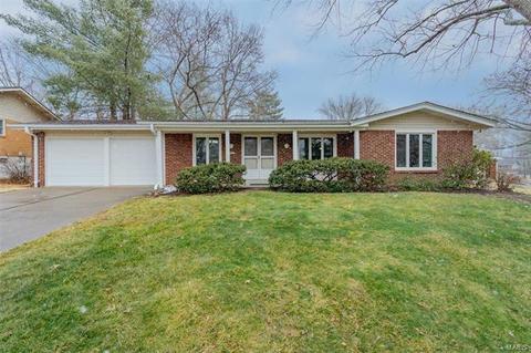 18 Steeple Hill Ln, Ballwin, MO 63011 photo 1