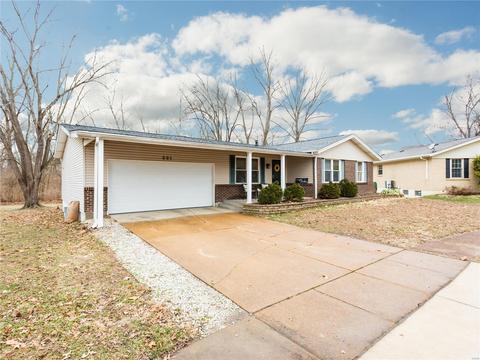 891 Rockridge Dr, Manchester, MO 63021 photo 2