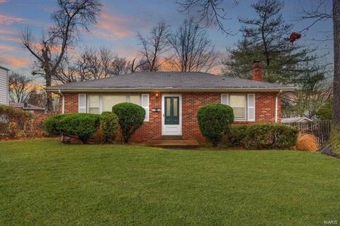 7712 Springdale Dr, Saint Louis, MO 63121 photo 1