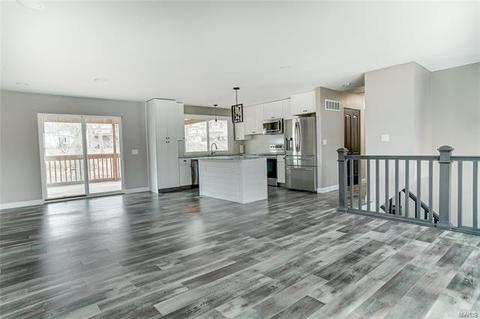 920 Bellestri, Ballwin, MO 63021 photo 10