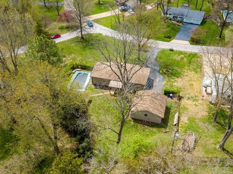 270 Sunset Dr, Ballwin, MO 63011 photo 3