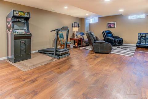 577 Castle Ridge Dr, Ballwin, MO 63021 photo 26