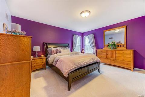 577 Castle Ridge Dr, Ballwin, MO 63021 photo 19