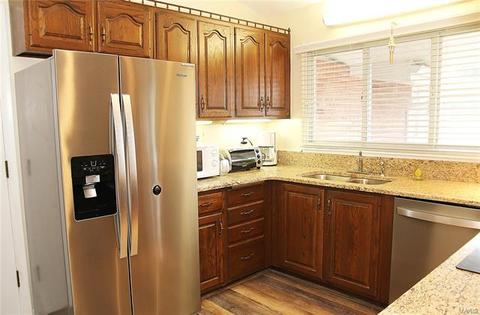 15264 Clayton Rd, Ballwin, MO 63011 photo 12