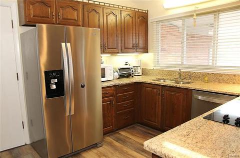 15264 Clayton Rd, Ballwin, MO 63011 photo 11