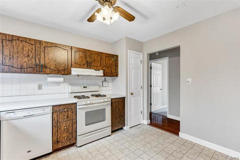 1809 Winter Hill Dr, O'fallon, MO 63366 photo 5