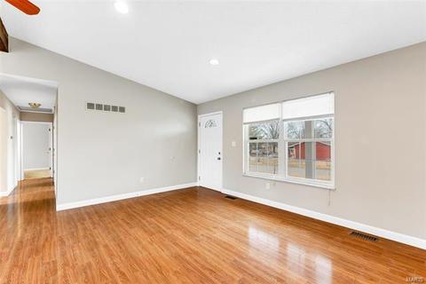 1809 Winter Hill Dr, O'fallon, MO 63366 photo 10