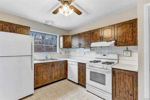 1809 Winter Hill Dr, O'fallon, MO 63366 photo 6