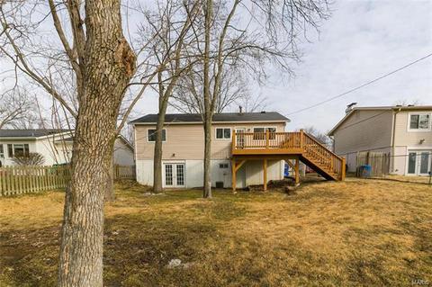 358 Sorrento Dr, Ballwin, MO 63021 photo 26
