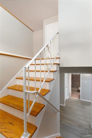 358 Sorrento Dr, Ballwin, MO 63021 photo 3
