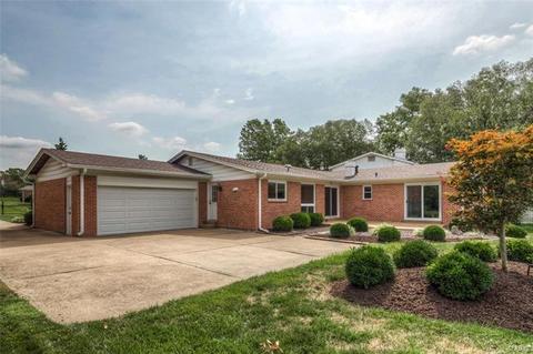 426 Coronado, Ballwin, MO 63011 photo 38