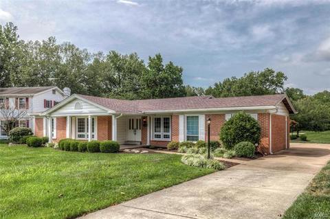 426 Coronado, Ballwin, MO 63011 photo 4
