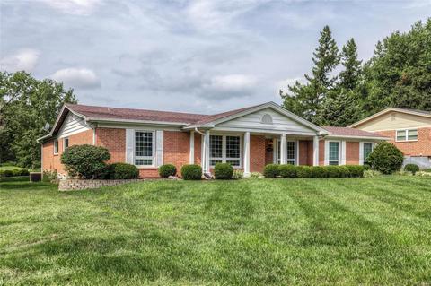 426 Coronado, Ballwin, MO 63011 photo 2