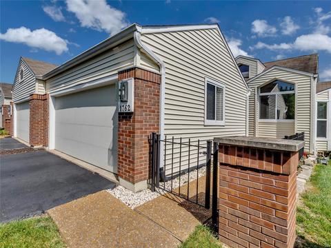 1762 Highview Circle Ct, Ballwin, MO 63021 photo 3