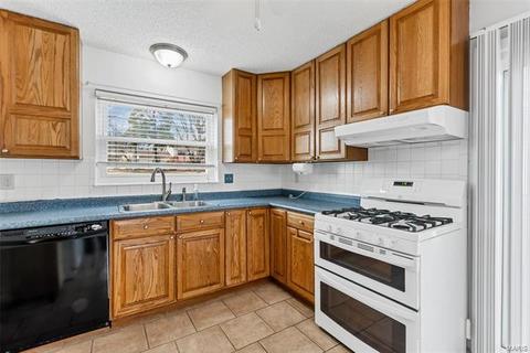 889 Braquewood Dr, Manchester, MO 63021 photo 16