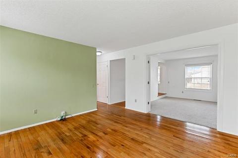 889 Braquewood Dr, Manchester, MO 63021 photo 11