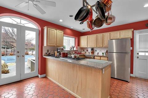 6 Hanley Downs, Saint Louis, MO 63117 photo 9