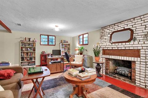 6 Hanley Downs, Saint Louis, MO 63117 photo 21