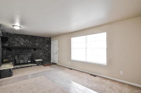 10 W Crestview Dr, O'fallon, MO 63366 photo 5