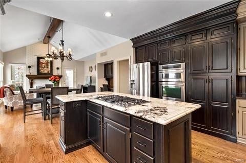 17706 Gingertree Ct, Wildwood, MO 63005 photo 9