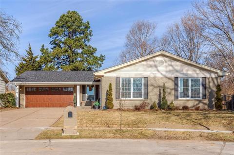 1005 Summer Tree Dr, Ballwin, MO 63011 photo 1
