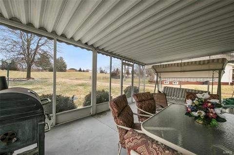 106 Elk Run Dr, Eureka, MO 63025 photo 7