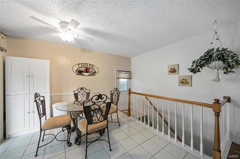 106 Elk Run Dr, Eureka, MO 63025 photo 6