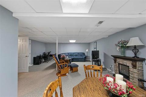 106 Elk Run Dr, Eureka, MO 63025 photo 16
