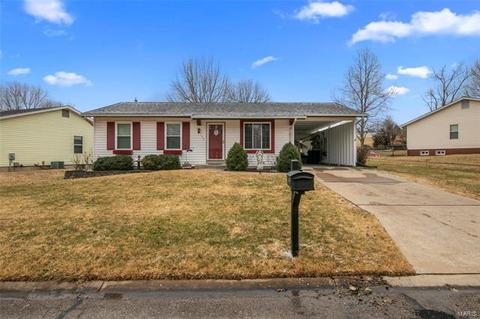 106 Elk Run Dr, Eureka, MO 63025 photo 1