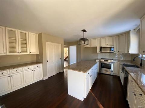 867 Whitmoor Dr, Weldon Spring, MO 63304 photo 9