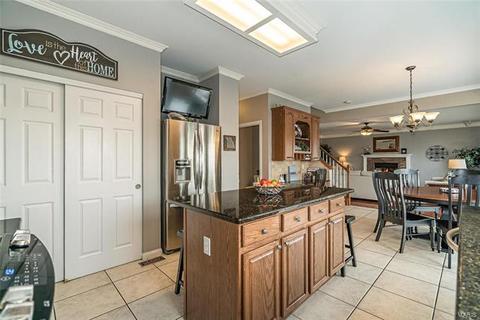 1586 Buckhurst Ct, Ballwin, MO 63021 photo 14