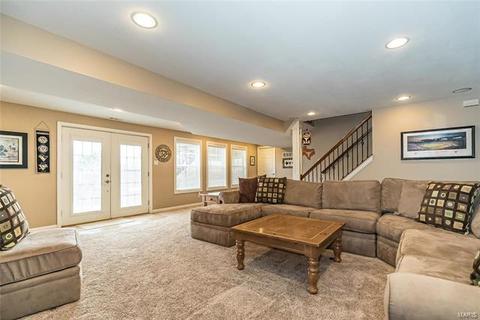 1586 Buckhurst Ct, Ballwin, MO 63021 photo 29
