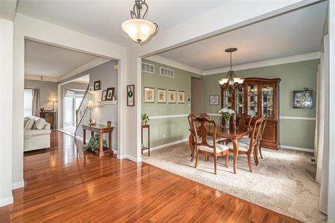 1586 Buckhurst Ct, Ballwin, MO 63021 photo 2