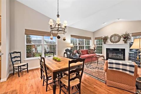 1566 Dietrich Chase Ln, Ballwin, MO 63021 photo 13