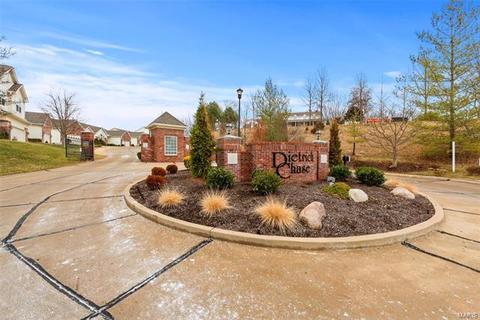 1566 Dietrich Chase Ln, Ballwin, MO 63021 photo 5
