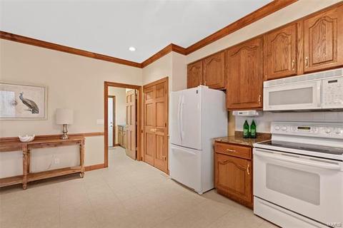 1649 Summit Estates Dr, O'fallon, MO 63366 photo 17
