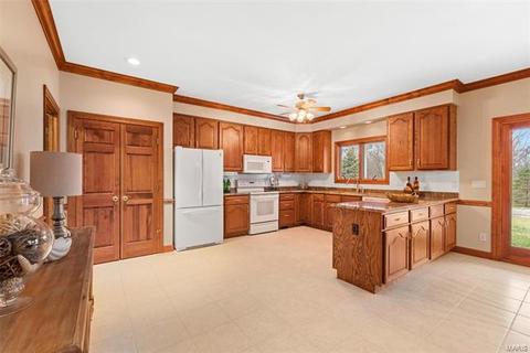 1649 Summit Estates Dr, O'fallon, MO 63366 photo 15