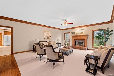 1649 Summit Estates Dr, O'fallon, MO 63366 photo 10
