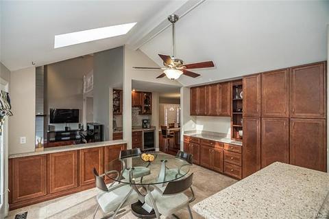 5 Waldens Pne, Ballwin, MO 63011 photo 9