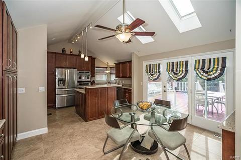 5 Waldens Pne, Ballwin, MO 63011 photo 14